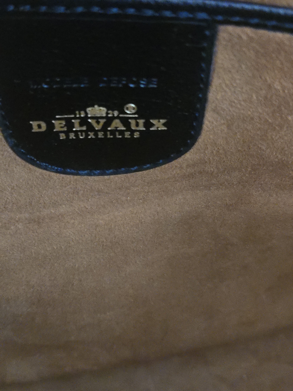Delvaux Black Leather Clutch with Gold Accent Excellent Condition - Picture 14 of 16